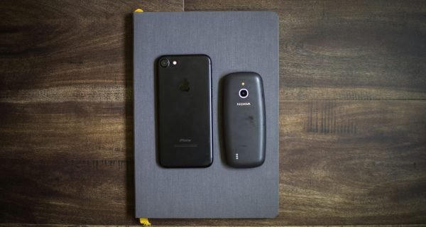 black iPhone 7 with box